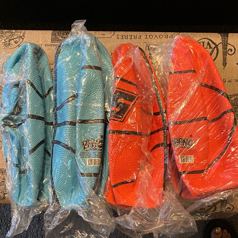 Basketballs in Aqua and Bright Orange 4pcs